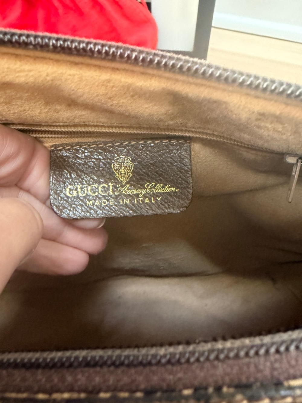 Vintage Gucci GG Canvas Shoulder Bag with Classic Stripe - Picture 3 of 7